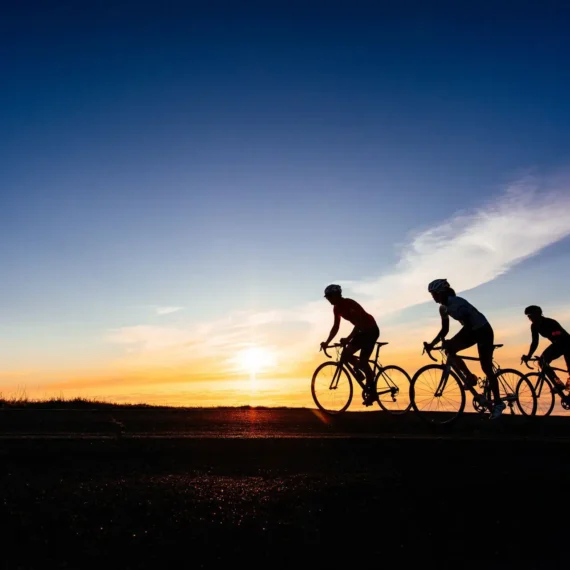 Como o Ciclismo e os Grupos de Pedal Transformam o Brasil