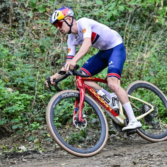 Tom Pidcock Marca Presença Inesperada no Gravel Burn 2025 na África do Sul