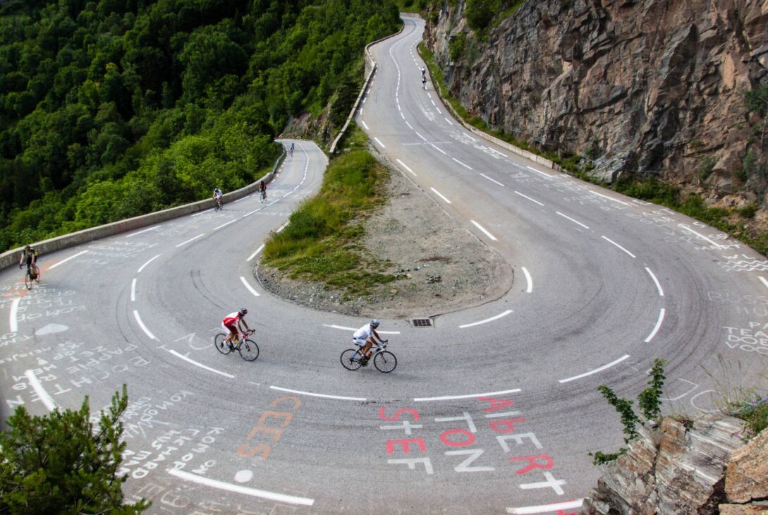 Tour de France 2026: Percurso Desafiador Promete Edição Histórica com Dobradinha no Alpe d'Huez